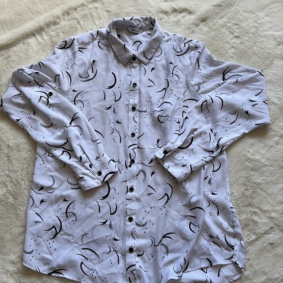 Reitmans White And Black Long Sleeve Button up Small - Picture 2 of 11